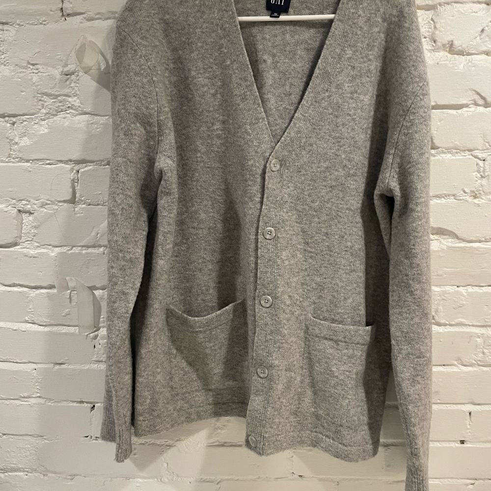 GAP Classic Gray Cardigan Sweater